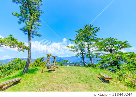 夏の国見ヶ丘展望台　宮崎県高千穂町 118440244