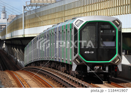 ［C］大阪メトロ中央線／ゆめはんな線400系電車 118441907