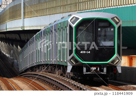 ［C］大阪メトロ中央線／ゆめはんな線400系電車 118441909