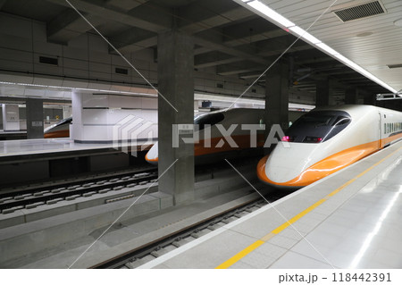 通う 通勤 鉄道駅 118442391