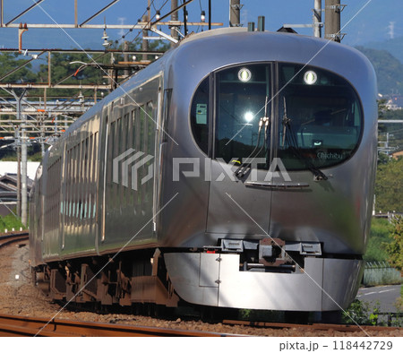 西武秩父線：特急ちちぶ（001系電車） 118442729