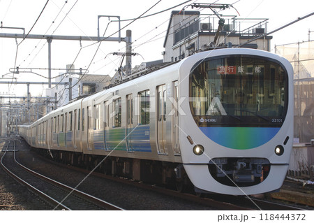 ［SI］西武池袋線30000系スマイルトレイン（急行：飯能行） 118444372