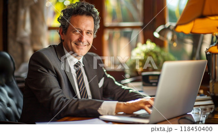 Professional Businessman in Office 118450400