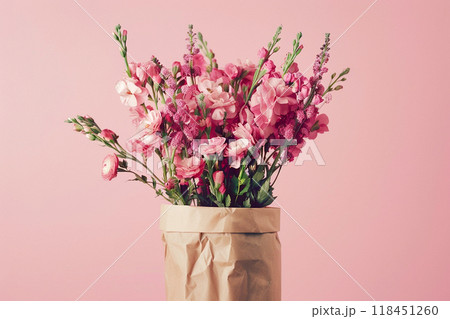 Elegant Bouquet of Pink Flowers Elegant Bouquet of Pink Flowers 118451260