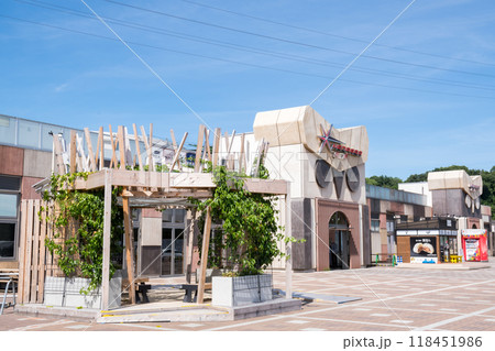 【岡崎サービスエリア】フクロウがいる建物 118451986