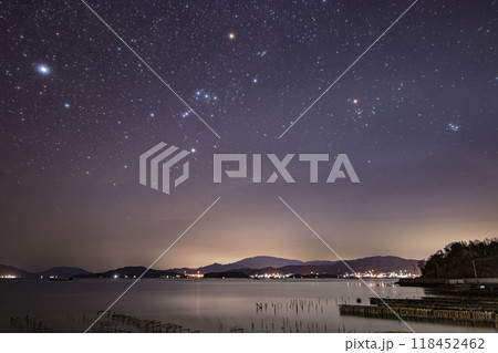瀬戸内の冬の星景　オリオン座とおうし座 118452462