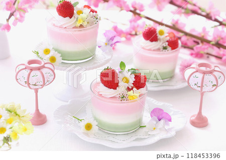 おひな祭り　かわいい3色プリン　3色ゼリー 118453396