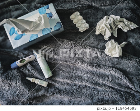 background treatment at home for a cold or virus 118454695