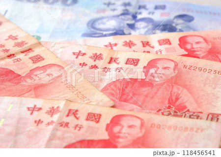 中華民国（台湾）の通貨、新台湾ドルTWDの紙幣 118456541
