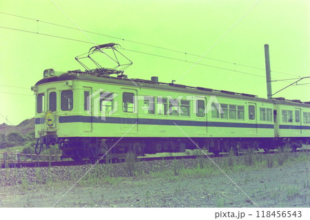 小田急1900形デハ1903、多摩センター引上げ線（後に唐木田への本線）にて、1976年8月8日 118456543