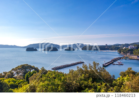 夏の鳥羽湾の風景 夏の鳥羽湾の風景 118460213