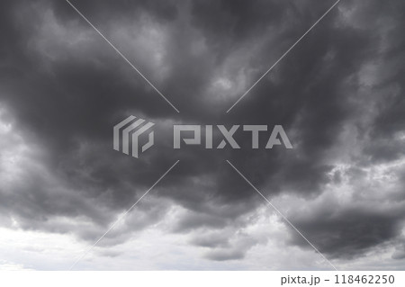 曇り空 118462250