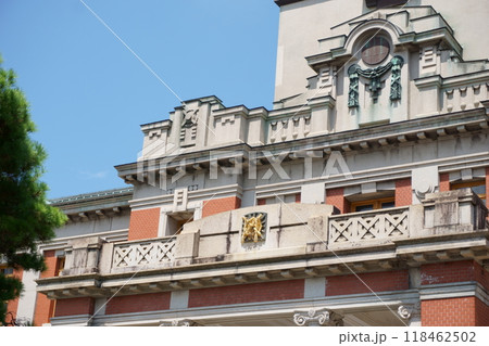 名古屋市市政資料館　外観　レリーフ 118462502