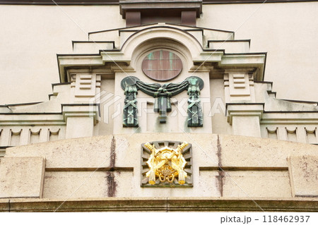 名古屋市市政資料館 壁面の装飾 神剣と神鏡 名古屋市市政資料館 壁面の装飾 神剣と神鏡 118462937