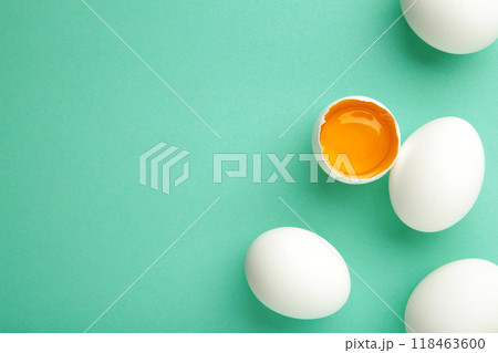Easter decoration white eggs on mint background, minimal design with space for text 118463600