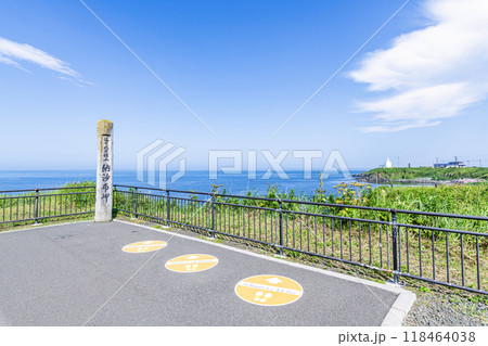 北海道根室市　本土最東端　夏の納沙布岬の風景 118464038