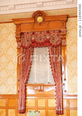 名古屋市市政資料館　復原会議室の窓 118464560