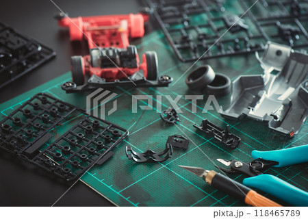 Assembling plastic model 118465789