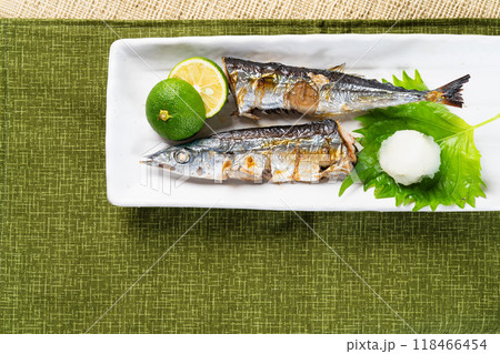 焼いた秋刀魚 食べ物イメージ 焼いた秋刀魚 食べ物イメージ 118466454