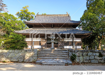 福岡・太宰府市 観世音寺 講堂(本堂) 福岡・太宰府市 観世音寺 講堂(本堂) 118466467