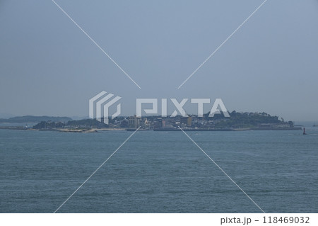 知多半島の先端にある羽豆岬から見た日間賀島 118469032