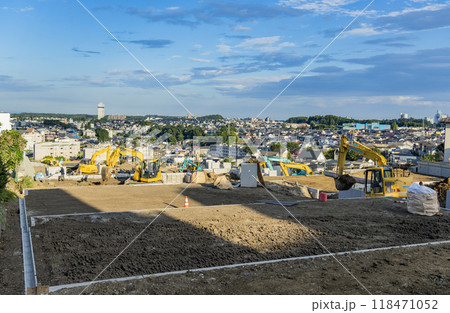 住宅地の造成工事 118471052