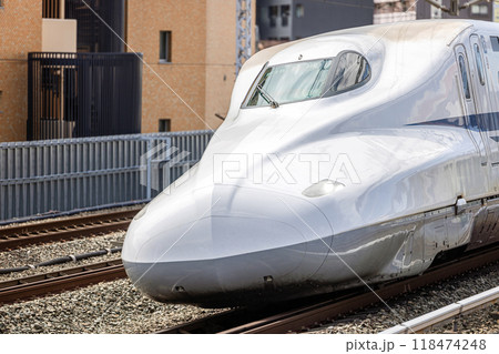 浜松駅を通過するのぞみ号 118474248