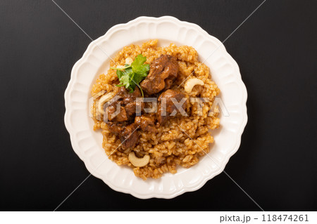 カブサ（中東の炊き込みご飯） 118474261