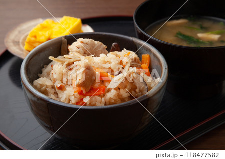 鳥牛蒡ご飯 118477582