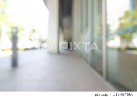 ビジネス街の背景ぼかし 118484660