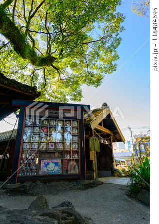 境内にある奉納神社 球磨焼酎「茅葺きの社寺建造物としては唯一の国宝」 青井阿蘇神社(国宝)(人吉市) 境内にある奉納神社 球磨焼酎「茅葺きの社寺建造物としては唯一の国宝」 青井阿蘇神社(国宝)(人吉市) 118484695