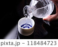日本酒イメージ_徳利と銚子_03 118484723