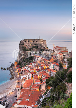 Scilla, Italy Historic Townscape on the Coast of the Mediterranean Sea 118484785