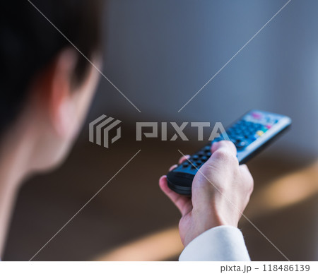 男性ポートレート 118486139