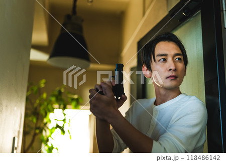 男性ポートレート 118486142