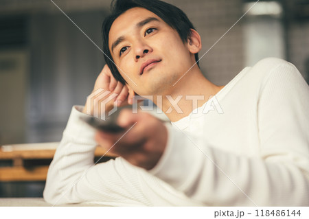 男性ポートレート 118486144
