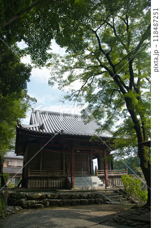 大石不動院(本堂)　【三重県松阪市大石町】 118487251