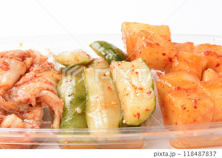 キムチ三種盛り 118487837