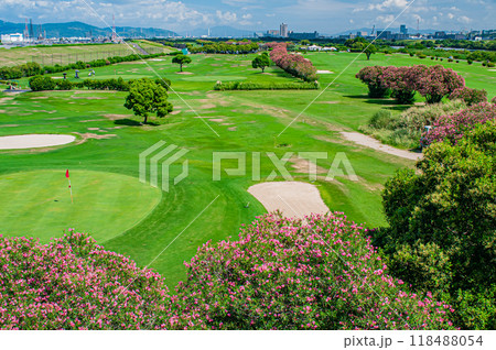 淀川右岸河川敷ゴルフ場の景観 118488054