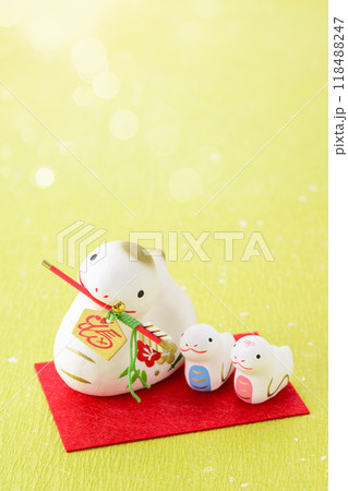 干支 巳年（破魔矢をくわえる巳の家族） 118488247