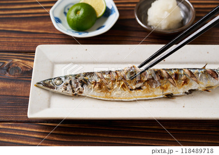 秋刀魚の塩焼き 秋刀魚の塩焼き 118489718