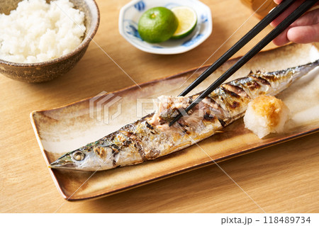 秋刀魚の塩焼き 秋刀魚の塩焼き 118489734