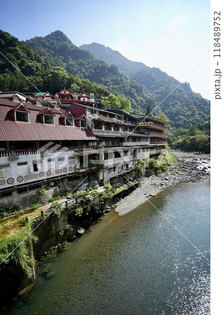 台湾・烏來溫泉街（台湾・新北市烏來區） 118489752