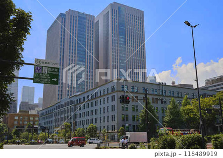 正午過ぎの霞が関官庁街 正午過ぎの霞が関官庁街 118489919