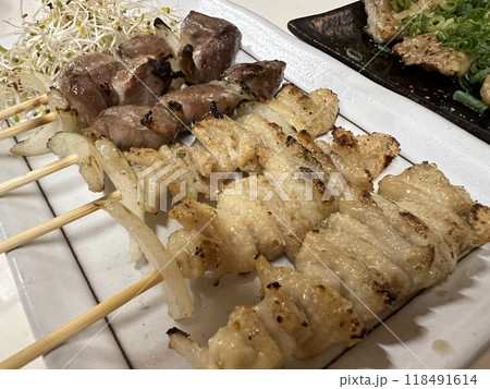 福岡名物ダルム・白モツと焼き鳥の盛り合わせ 118491614