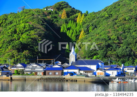 【熊本県】快晴の崎津教会天主堂と﨑津集落（天草） 118494235