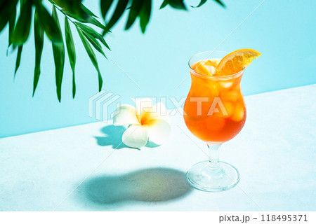 Summer Mai Tai Cocktail Drink 118495371