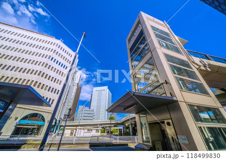 日本の横浜都市景観 桜木町駅 新南口(市役所口)や横浜市役所、ぴおシティなどを望む=9月18日 日本の横浜都市景観 桜木町駅 新南口(市役所口)や横浜市役所、ぴおシティなどを望む=9月18日 118499830