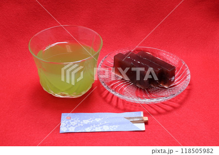 お茶と羊羹 118505982