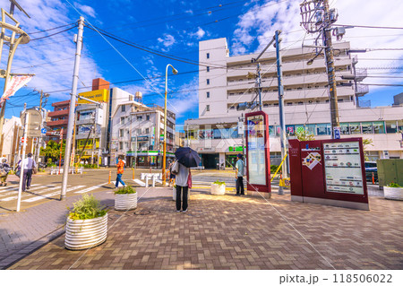 日本の東京都市景観 9月。東急電鉄　用賀駅 東口などを望む 118506022